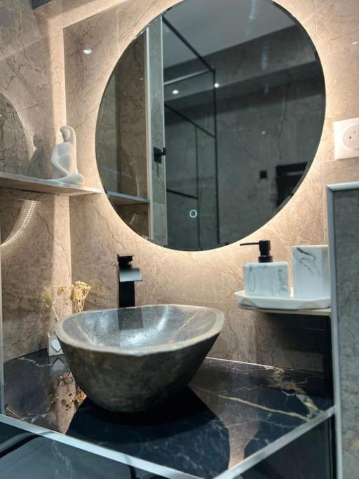 Luxueux Appartement Pres De La Cathedrale Страсбург Екстериор снимка