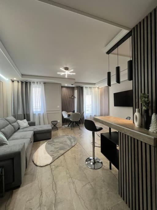 Luxueux Appartement Pres De La Cathedrale Страсбург Екстериор снимка