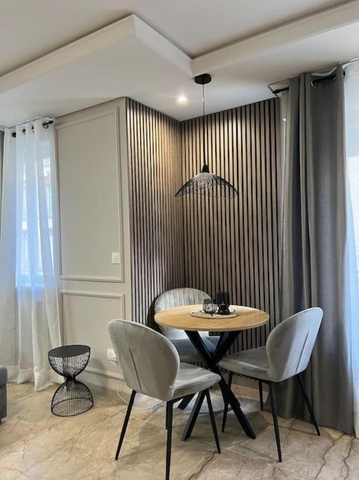 Luxueux Appartement Pres De La Cathedrale Страсбург Екстериор снимка